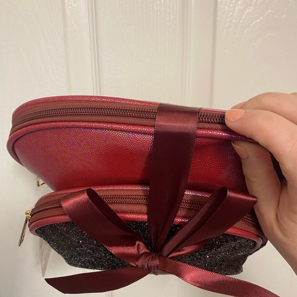 NWT Bella bonita make up bag set, maroon - Picture 3 of 7